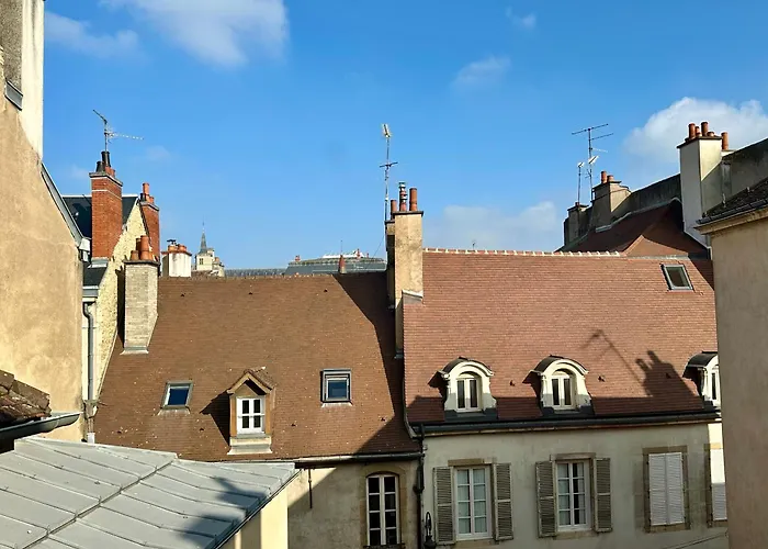 Le Petit Pote' Hyper Centre Apartment *